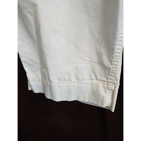 White Cotton Stretch Casual Bermuda Shorts Ruffle Cute Buttons Size 9 33 waist - Picture 4 of 7